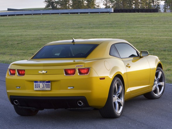 2010%20Camaro%20yellow%20rear%2034%20view.jpg