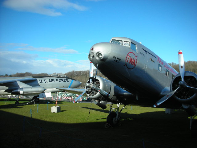 DC-2%20and%20B-47.jpg