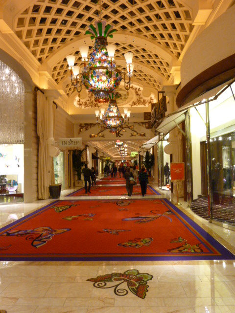 Encore%20hallway.JPG