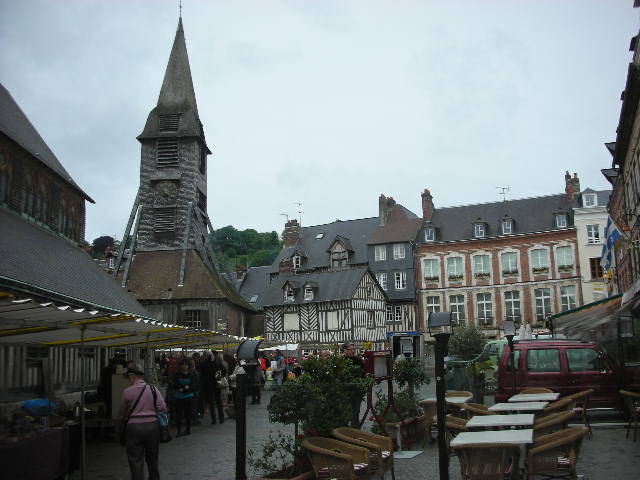 Honfleur%20-%20market.jpg