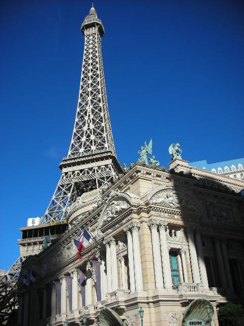 Paris%20exterior%2C%20tower%20-%202.jpg