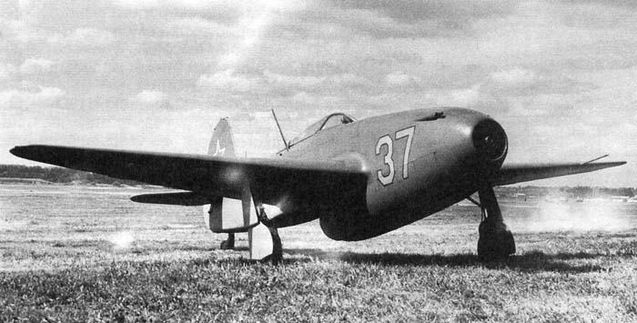 Yak-15.jpg
