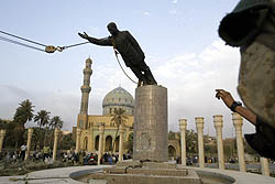 DelayJerome2003TopplingSaddam.jpg